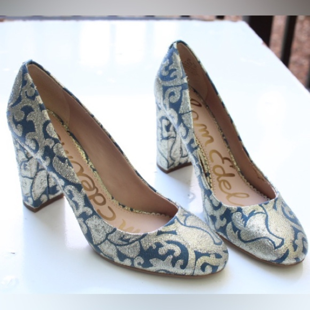 Sam Edelman pumps